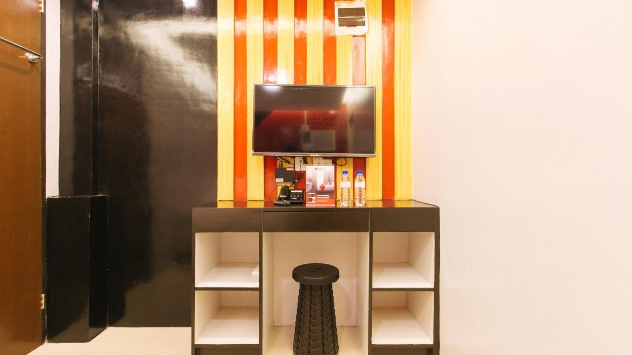Reddoorz @ Walk Inn Hotel Manila Exterior photo